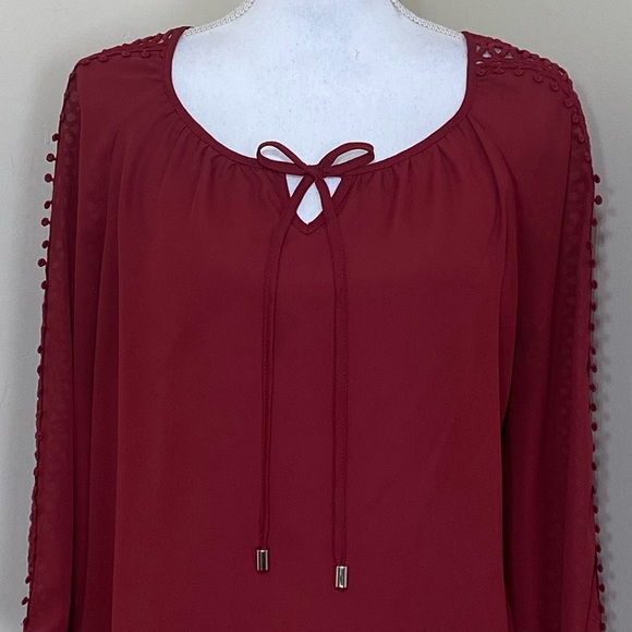 NWOT Zac & Rachel || Woman’s burgundy long-sleeved blouse size Petite Large - Picture 4 of 10